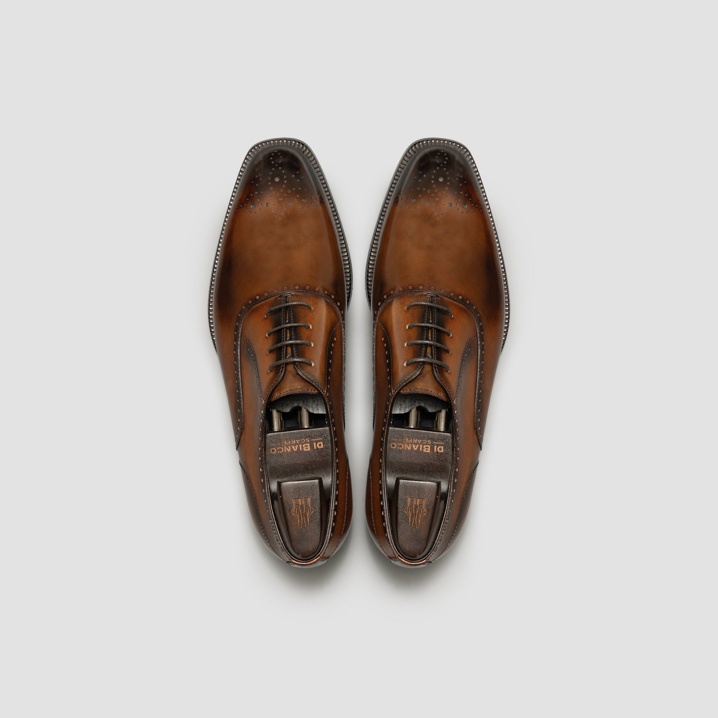 Trivino Brulee Men's Oxford