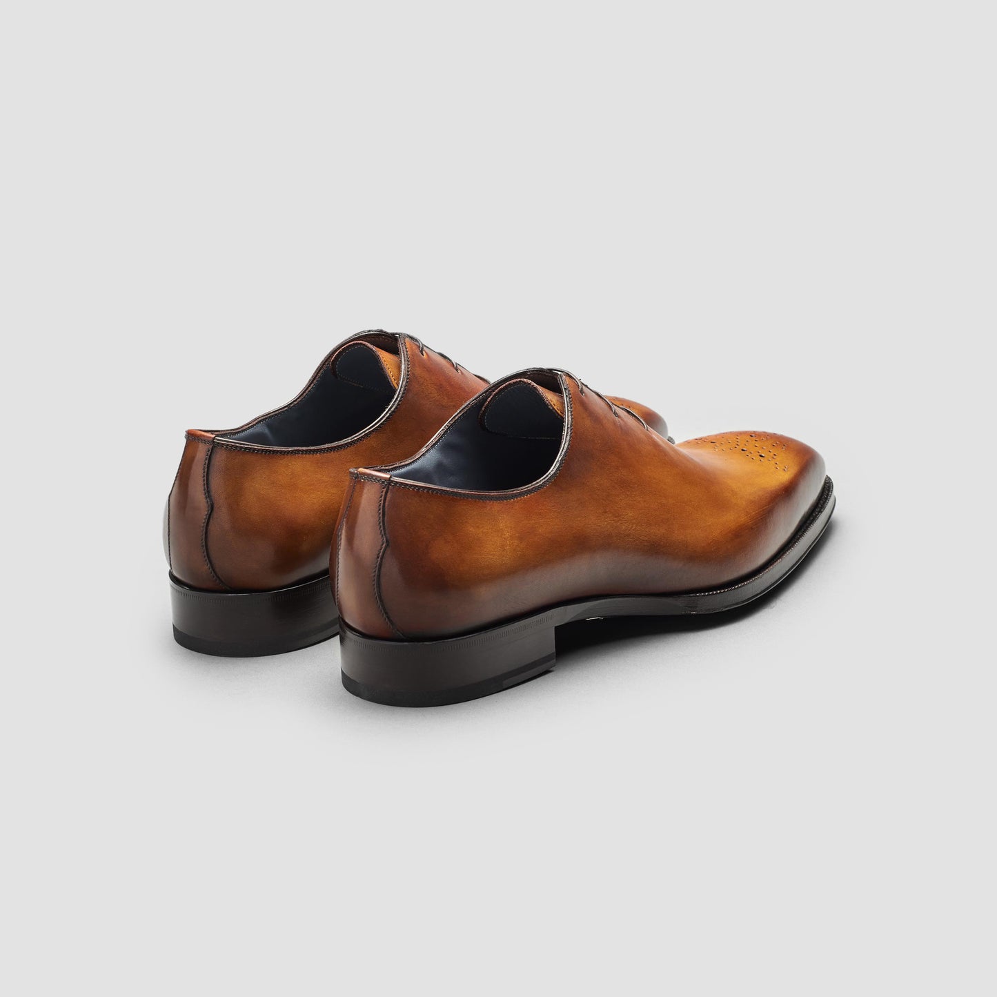 Pistoia Tabacco Men's Oxford
