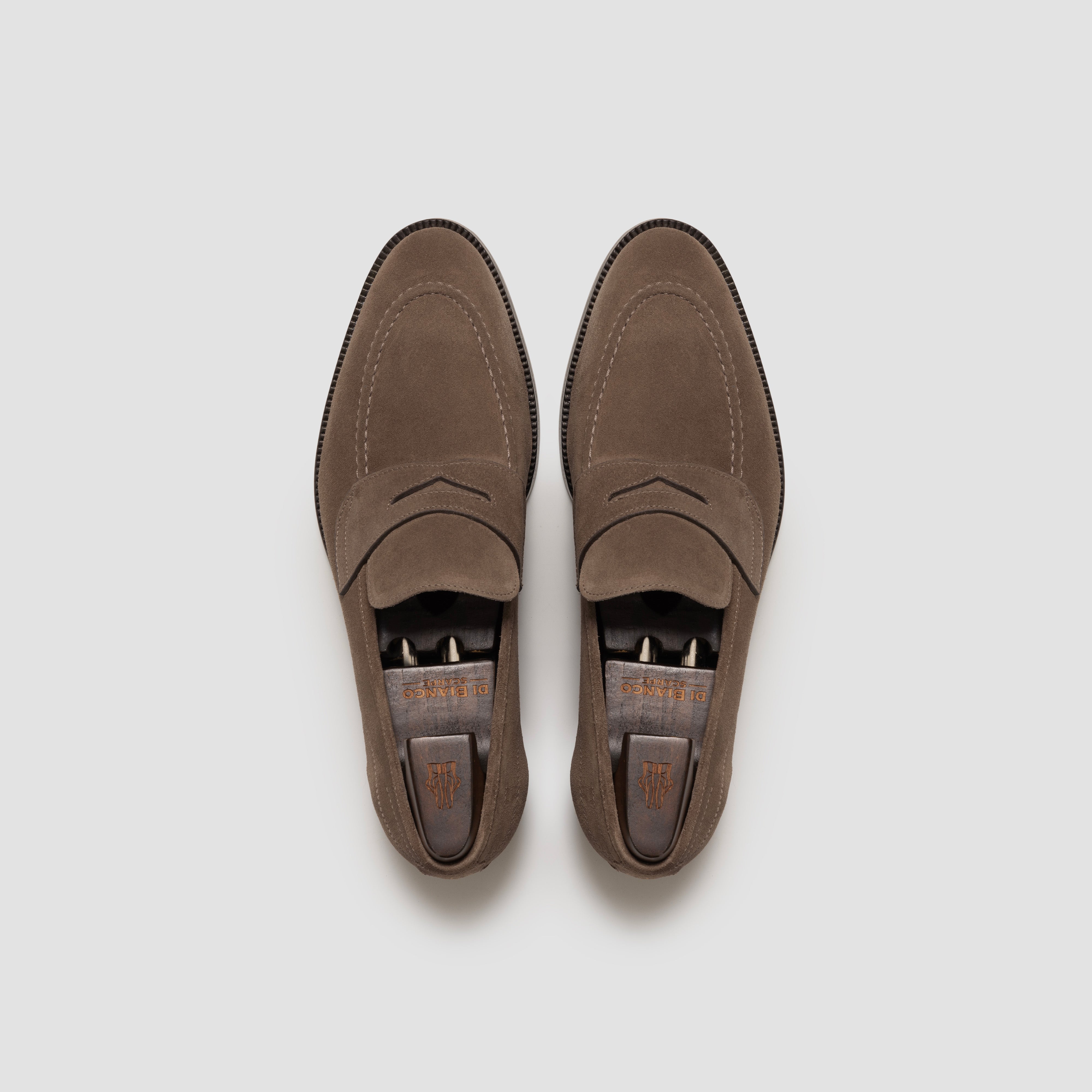 Aviano Suede Farro (Unlined) Men's Loafer