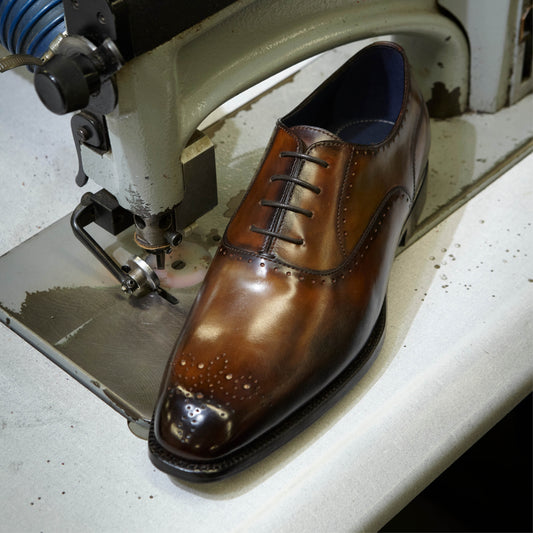 Trivino Brulee Men's Oxford