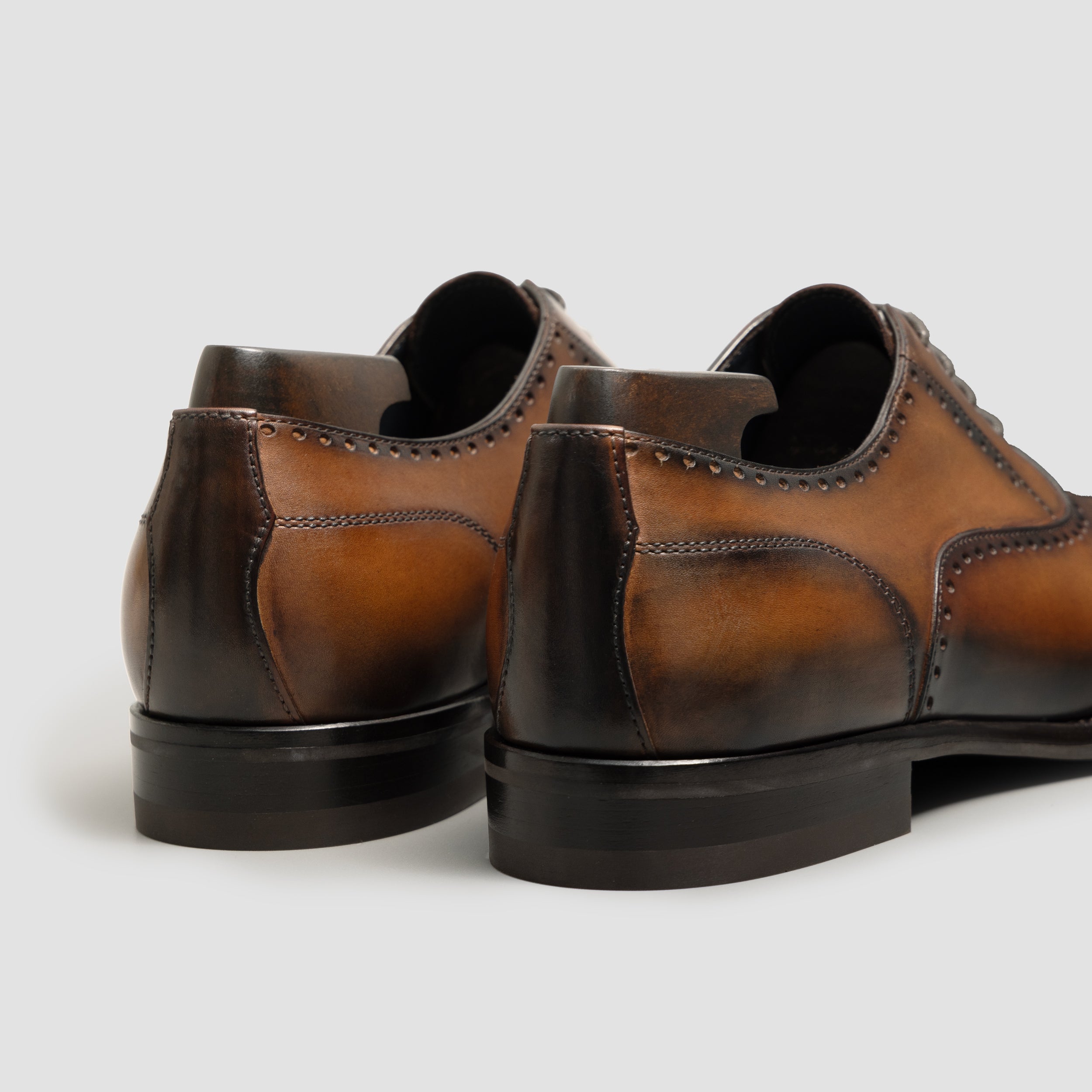 Trivino Brulee Men's Oxford