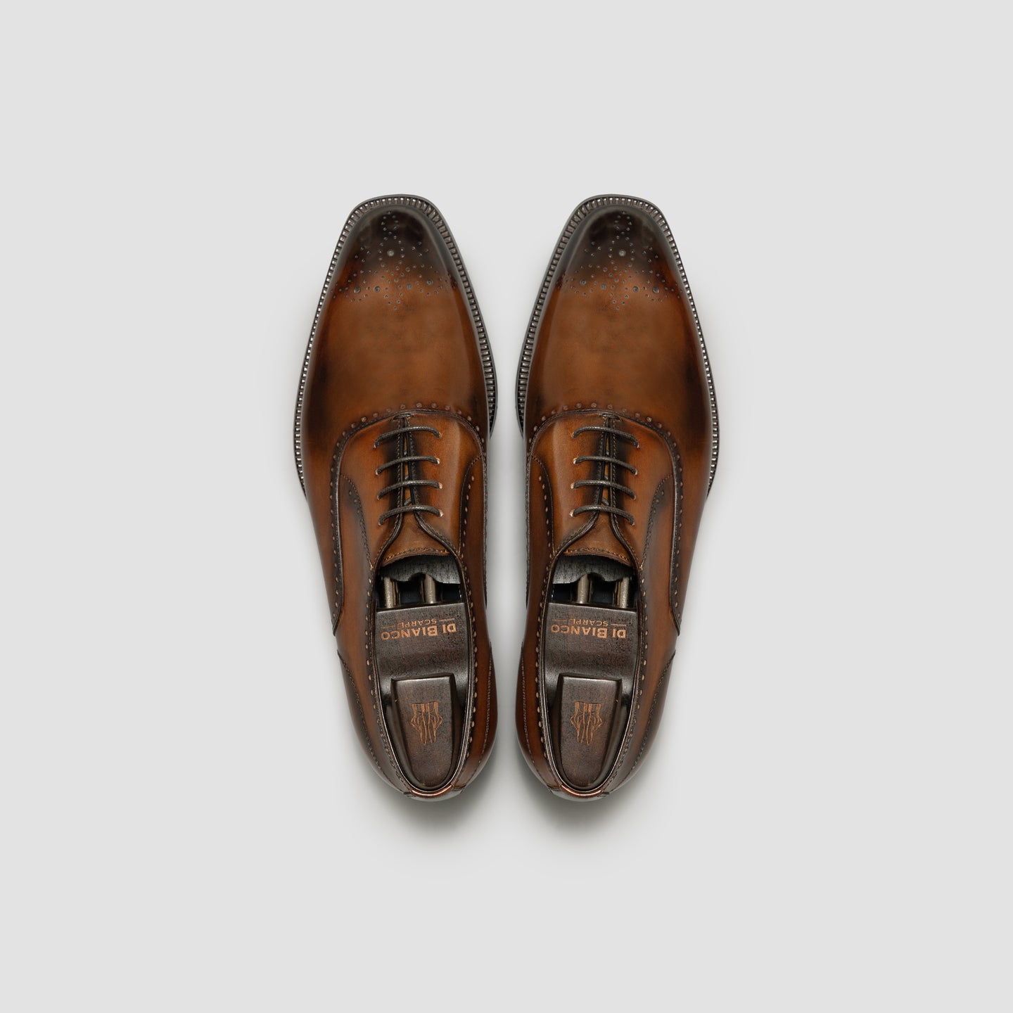Trivino Brulee Men's Oxford